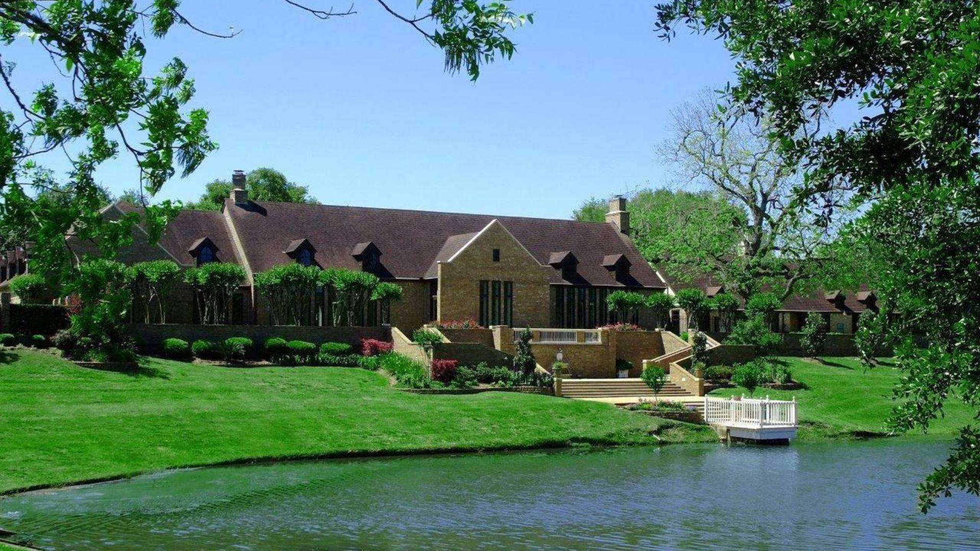 Pool Automation in Weston Lakes, TX